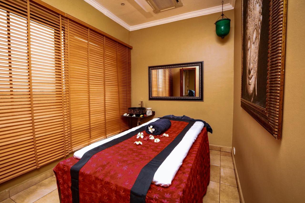 Colosseum Boutique Hotel & Spa Dar es Salaam Exterior foto
