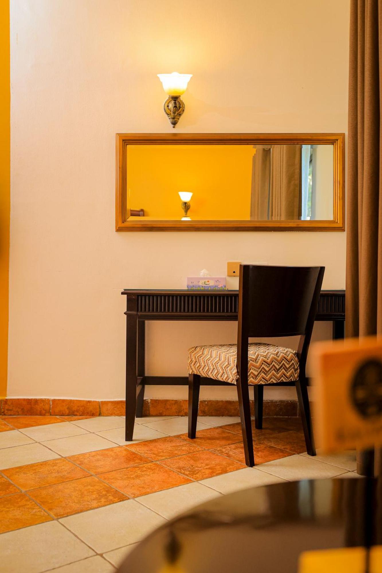 Colosseum Boutique Hotel & Spa Dar es Salaam Quarto foto